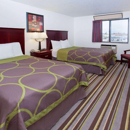 Hotel Super 8 By Wyndham Tuscaloosa Extérieur photo
